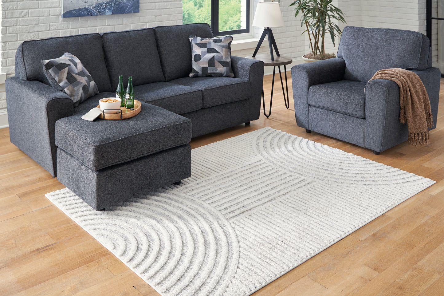 Cape Furniture Outlet - Ashley Furniture - Lambworth Rug - 7'10" x 10' Rug / Gray/Cream - R405341