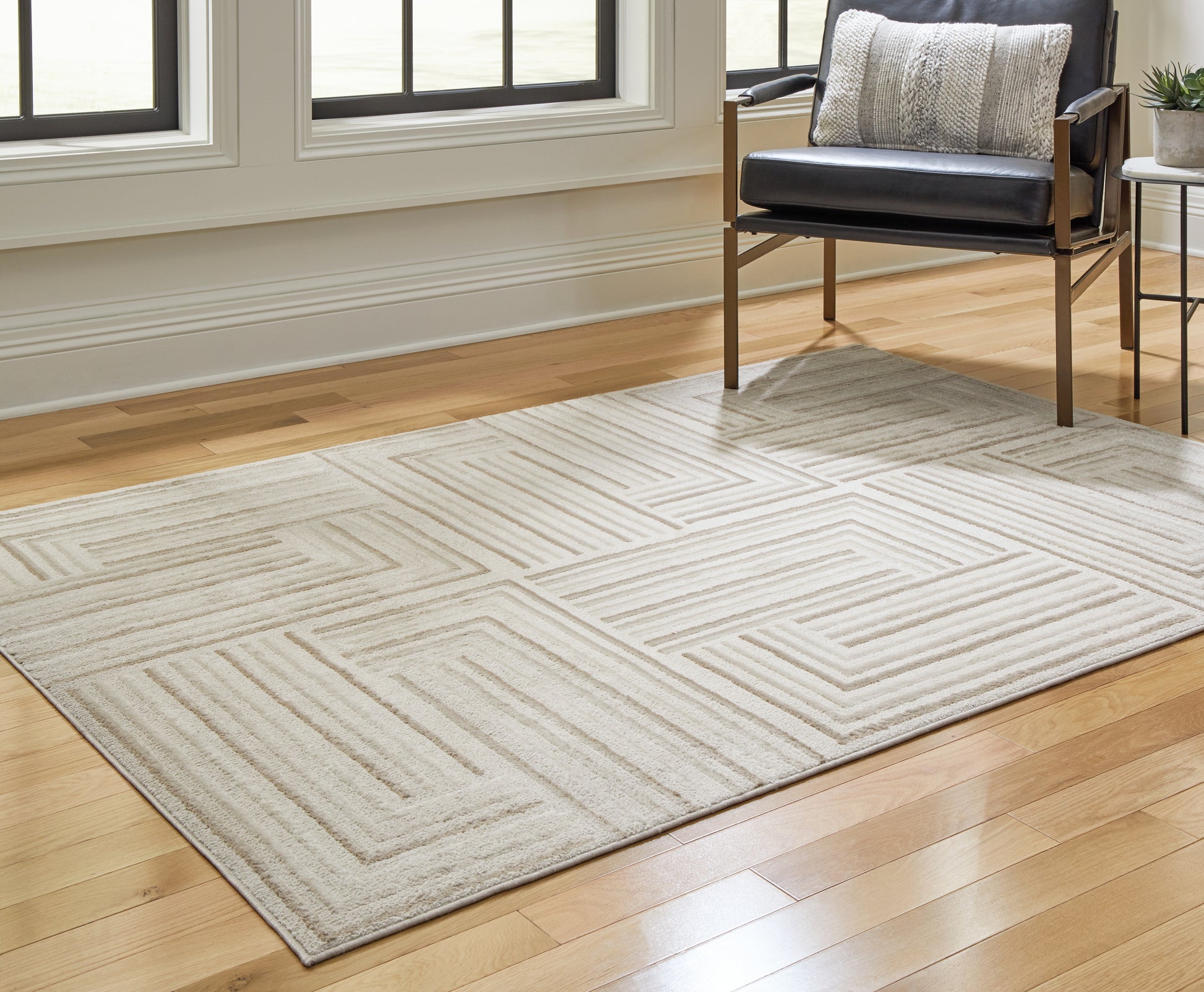 Cape Furniture Outlet - Ashley Furniture - Darmondard Rug - 5' x 7' Rug / Cream/Taupe - R406942