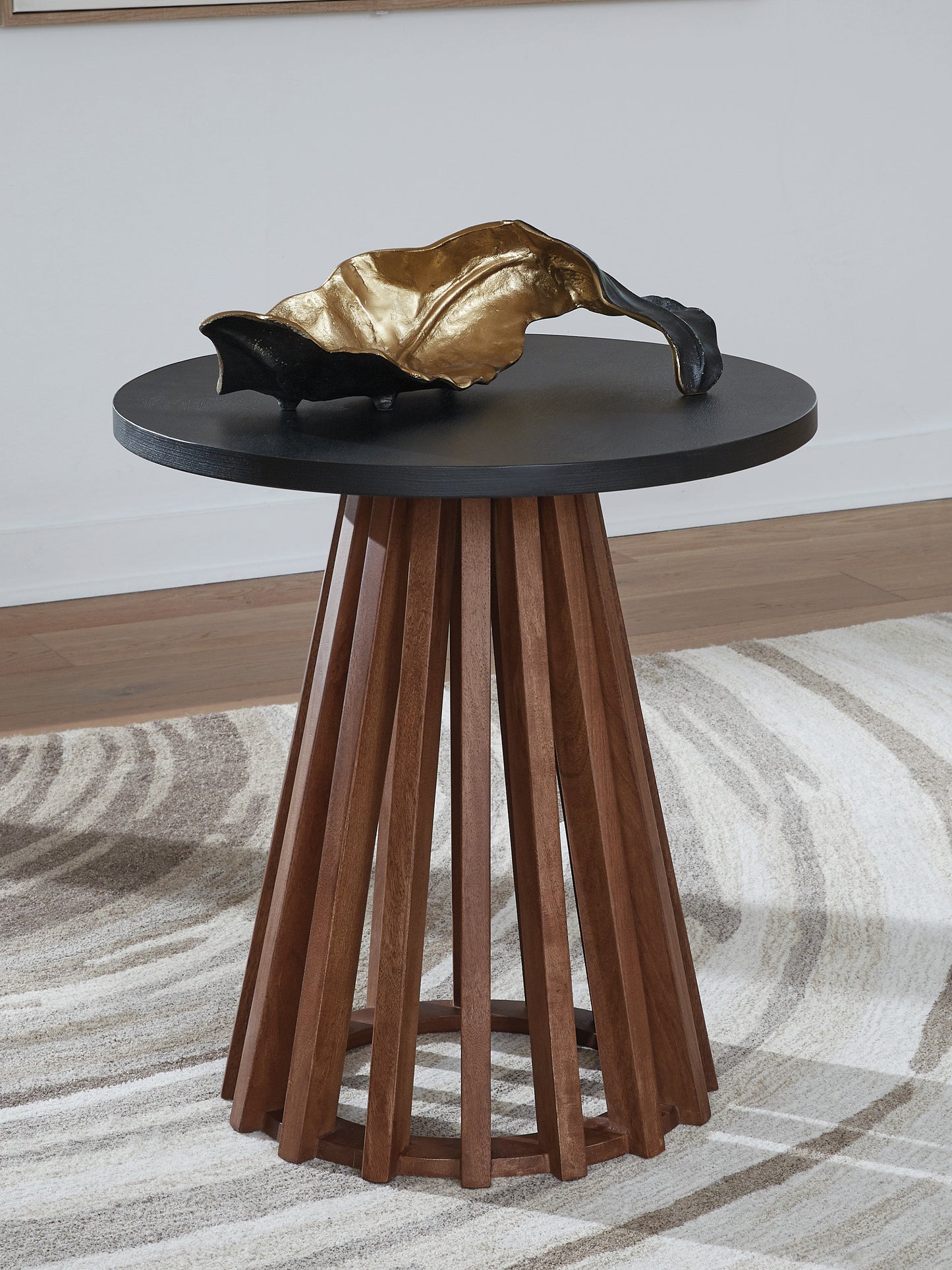Cape Furniture Outlet - Ashley Furniture - Kallari End Table - Round End Table / Warm Brown/Black - T737-6